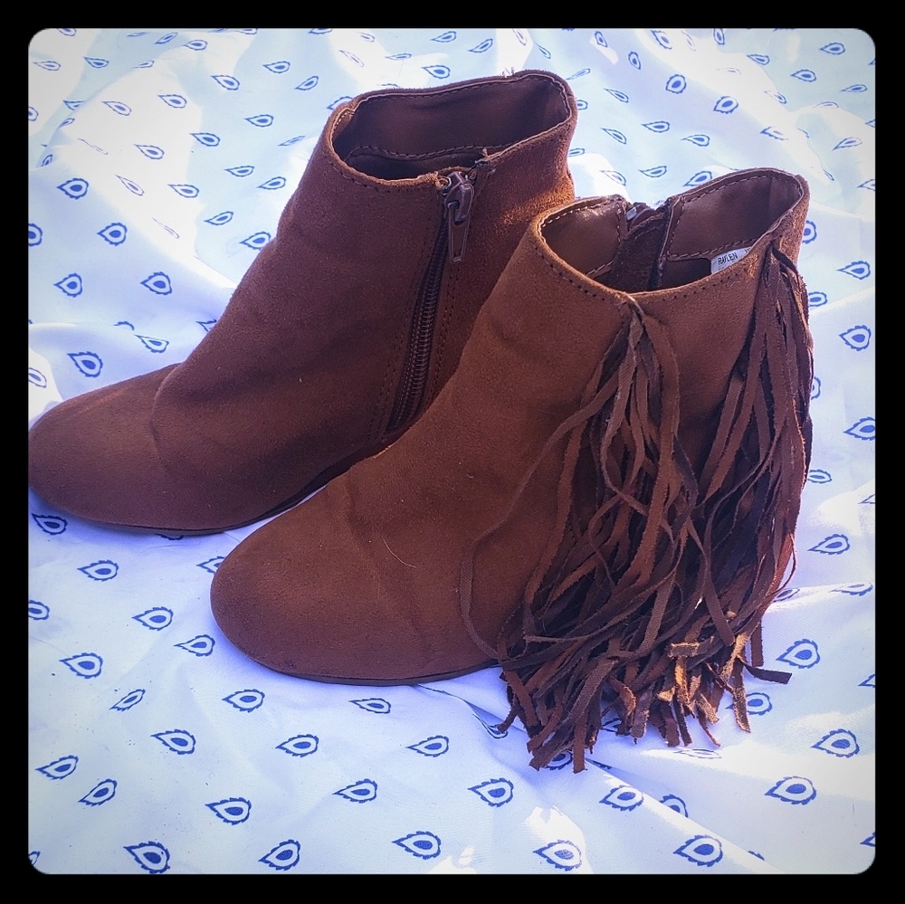 Girls Fringe Wedge Booties